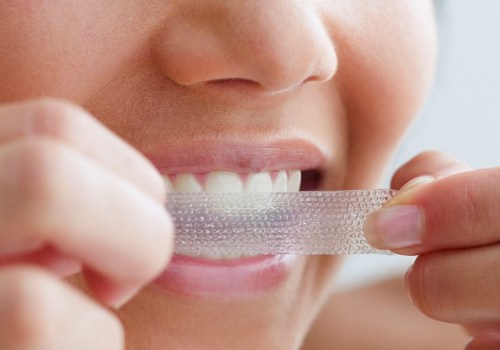 How to Whiten Your Teeth Naturally and Safely